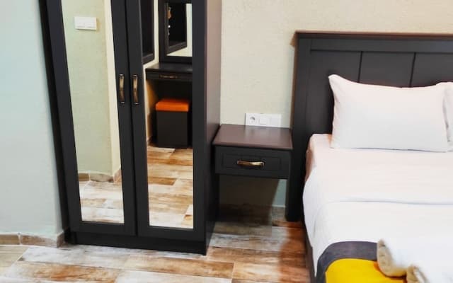 Lebon Hotel Old City - photo 16