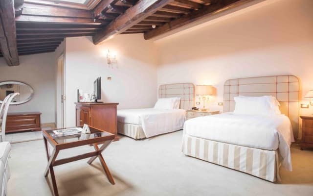 Golden Tower Hotel & Spa - photo 10