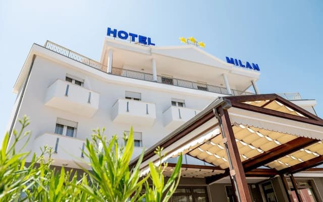 Hotel Milan - photo 1