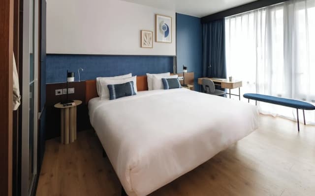 Crowne Plaza Madrid - Centre Retiro by IHG - photo 3