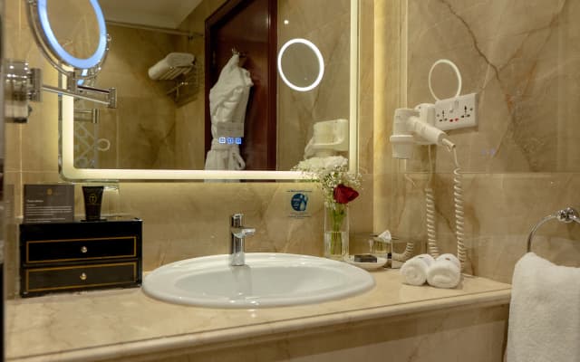 Dar Al Taqwa Hotel - photo 8