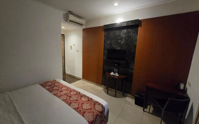Marilyn Hotel Serpong - photo 4
