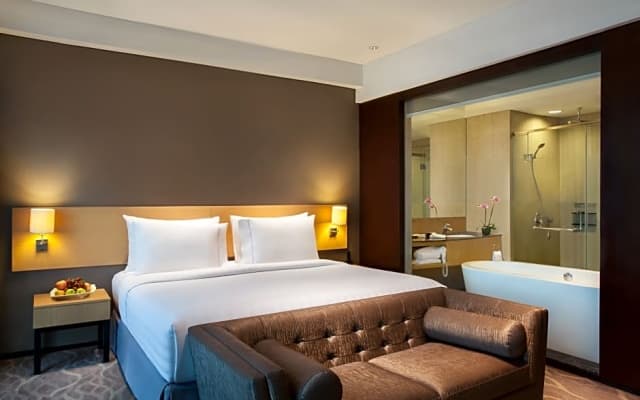 JS Luwansa Hotel and Convention Center - photo 2
