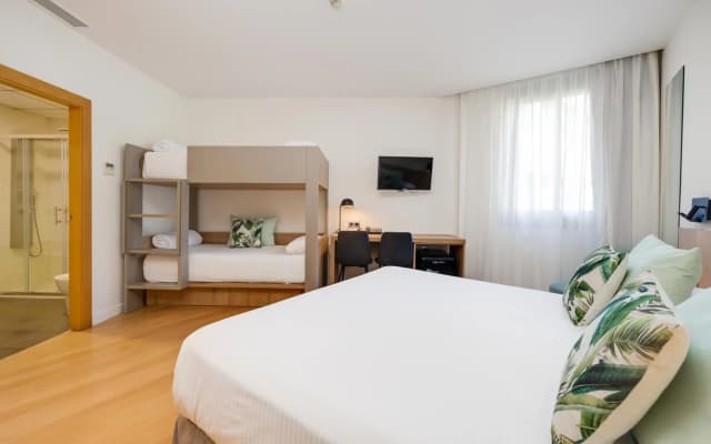 Hotel Daniya Alicante - photo 3