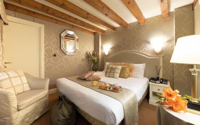 Duodo Palace Hotel - photo 4