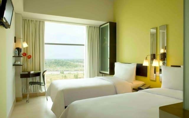 Hotel Santika BSD City Serpong - photo 1