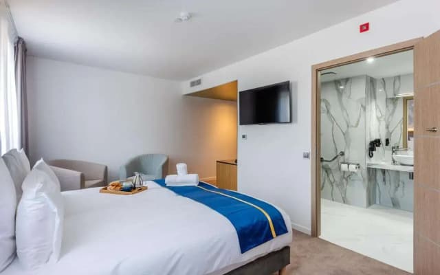 Brit Hotel Privilège Paris - Rosny - photo 5