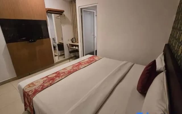 Marilyn Hotel Serpong - photo 6