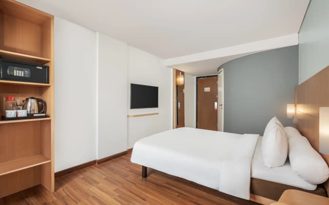 Ibis Gading Serpong - photo 2