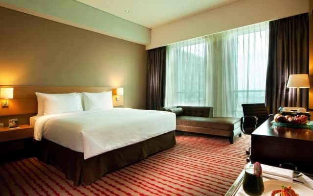 JS Luwansa Hotel and Convention Center - photo 5