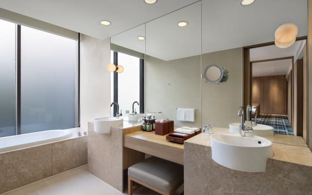 Crowne Plaza Changi Airport by IHG - photo 9