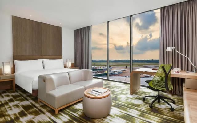 Crowne Plaza Changi Airport by IHG - photo 2