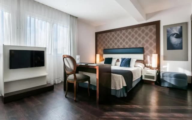 Gran Versalles Hotel - photo 6