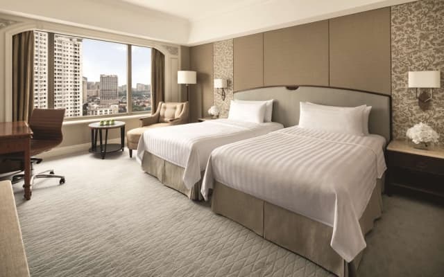 Shangri-La Jakarta Hotel - photo 1