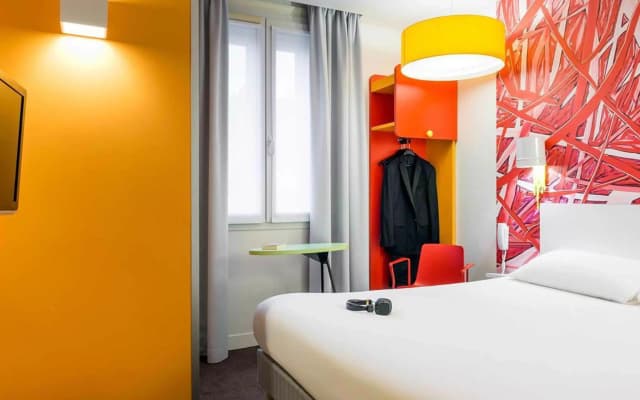 ibis Styles Paris La Defense Courbevoie - photo 4