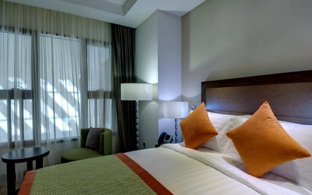 Crowne Plaza Madinah by IHG - photo 1
