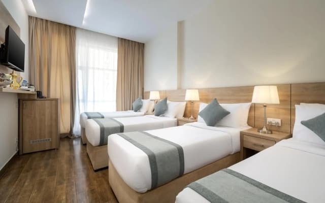Worth Elite Hotel - photo 8