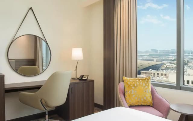 Hampton by Hilton Dubai Airport - photo 3