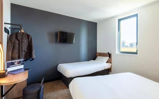 B&B HOTEL Paris Porte de Bagnolet - photo 2