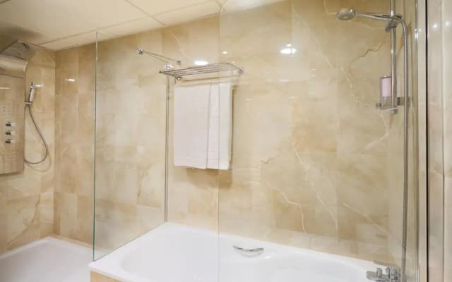 Hotel Guadalmedina - photo 4