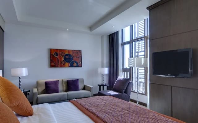 Crowne Plaza Madinah by IHG - photo 1