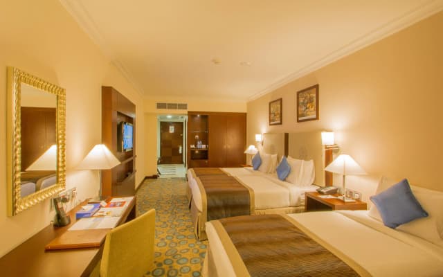 Al Aqeeq Madinah Hotel - photo 4