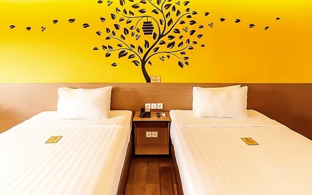 Yellow Bee Tangerang - photo 5
