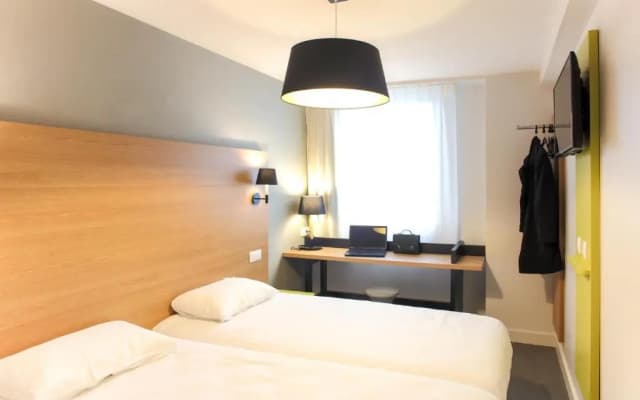Reseda Hotel - photo 1