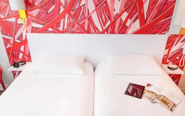 ibis Styles Paris La Defense Courbevoie - photo 3
