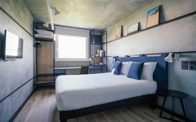 Ibis Hotel Alicante - photo 4