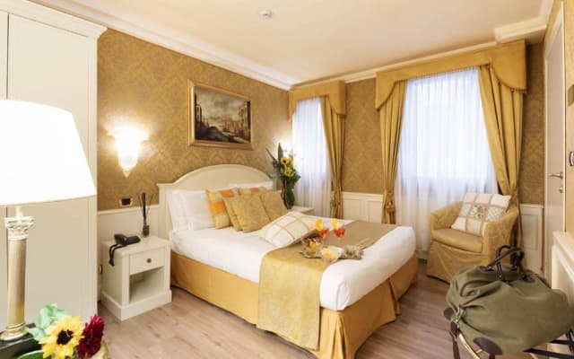 Duodo Palace Hotel - photo 2