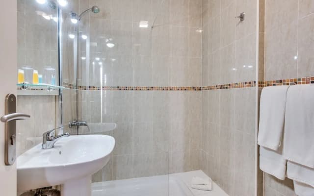 Hotel Andrea's - photo 7