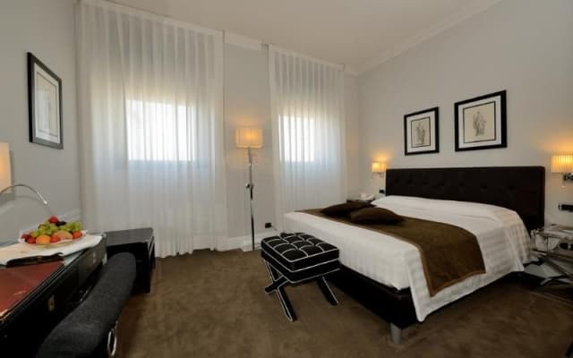 Roma Hotel - photo 5
