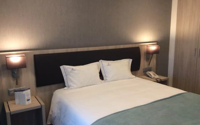 VIP Executive Zurique Hotel - photo 2