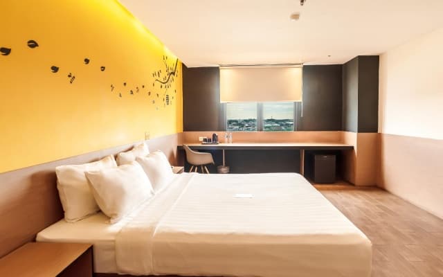 Yellow Bee Tangerang - photo 1