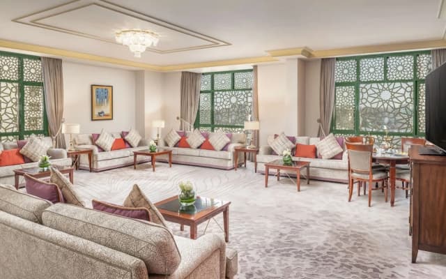 Madinah Hilton - photo 6