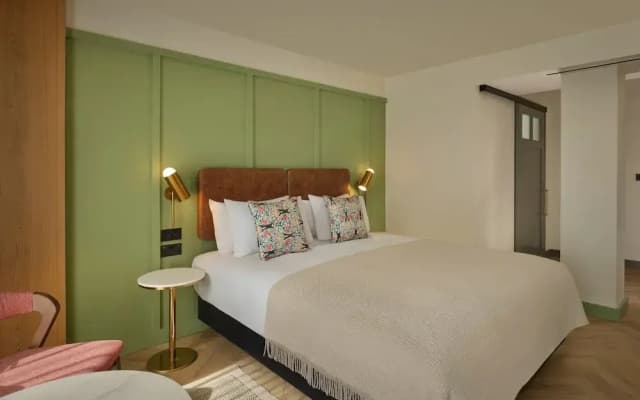 The Reach at Piccadilly, Manchester, a Tribute Portfolio Hotel - photo 1
