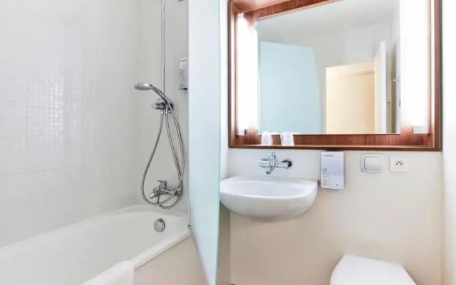 Hotel Campanile Nogent Sur Marne - photo 14
