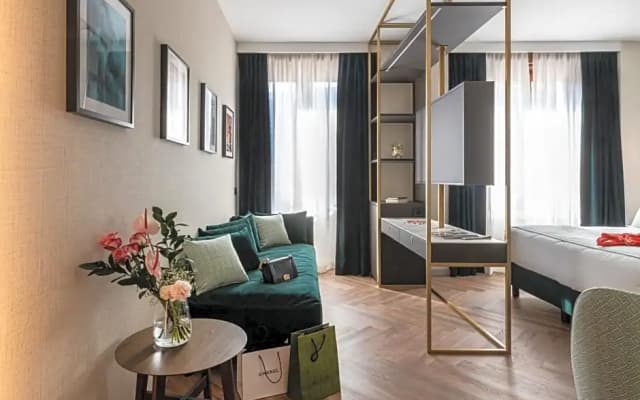Duomo Hotel & Apartments - photo 9