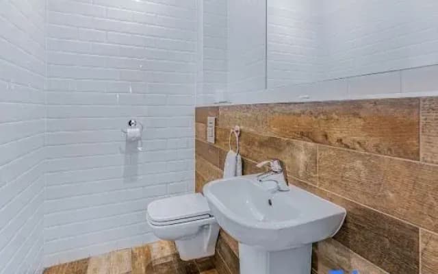 The Ainscow Hotel - photo 10