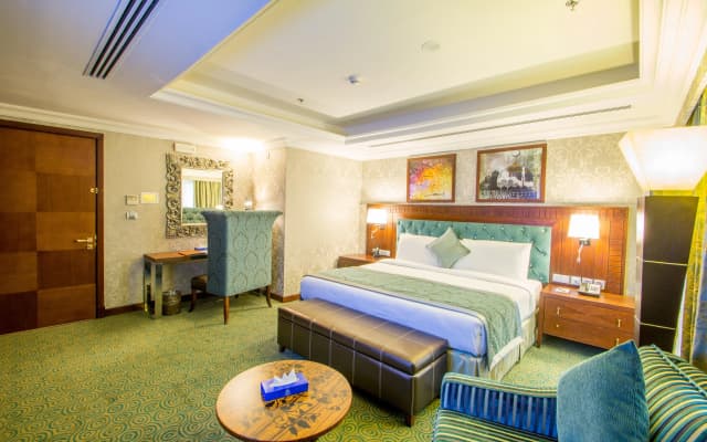 Al Aqeeq Madinah Hotel - photo 3