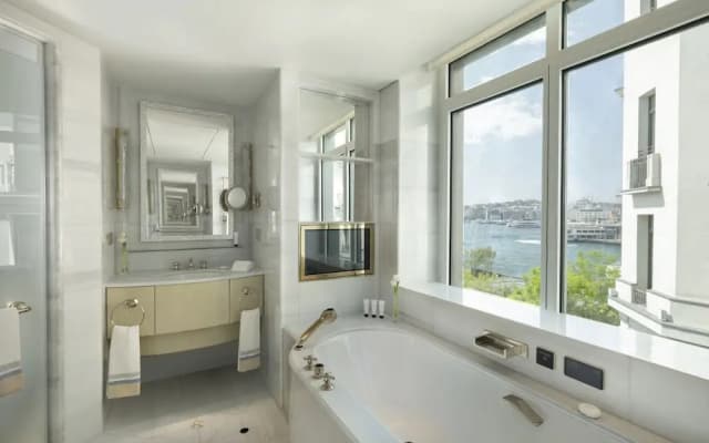 The Peninsula Istanbul - photo 12