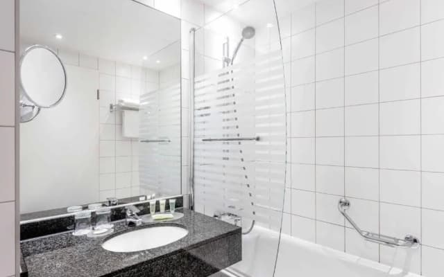 Courtyard by Marriott Munich City Center - photo 3
