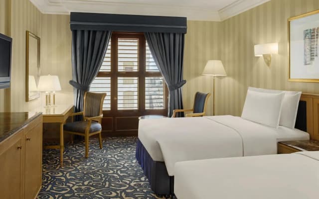 Makkah Hotel - photo 1