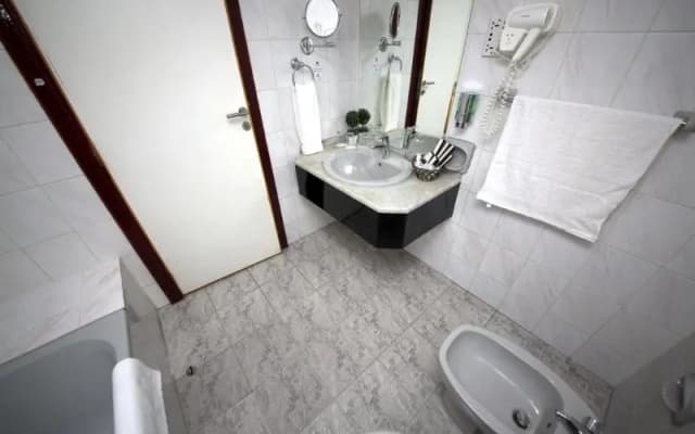 Mount Royal Hotel - photo 34