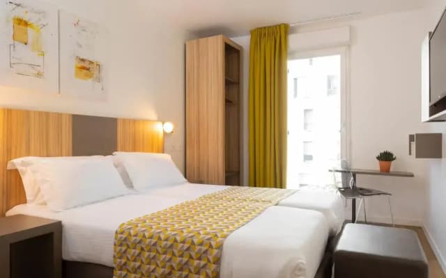 Lodge In Paris 13 Hotel - photo 1