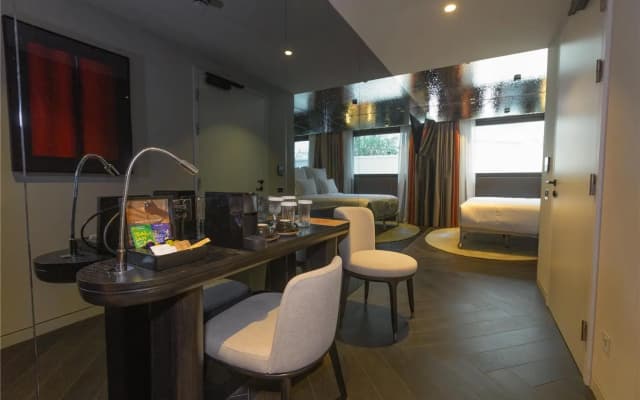 Adia Aluma Athens, Curio Collection By Hilton - photo 2