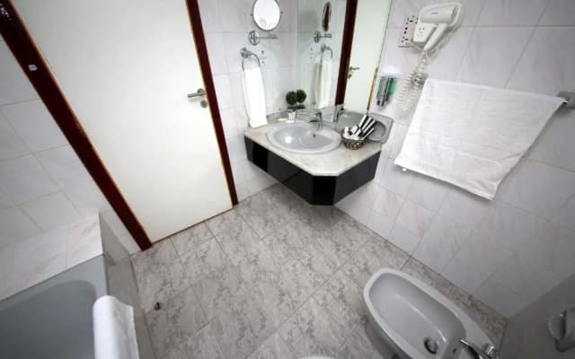 Mount Royal Hotel - photo 4