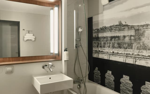 Campanile PRIME - Villejuif - photo 7