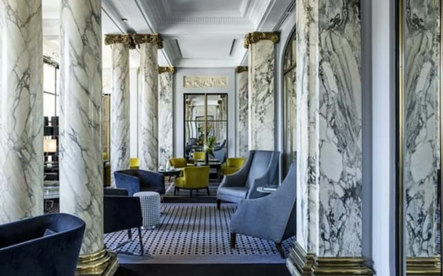 Hotel Brighton - photo 2